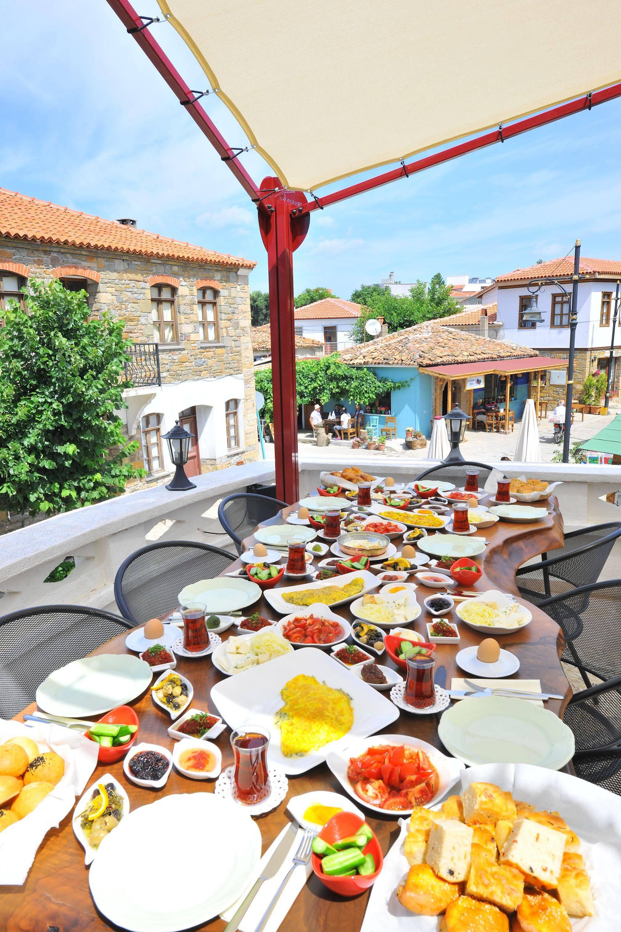 Petrino Goekceada Hotel&Kitchen İmroz Buitenkant foto